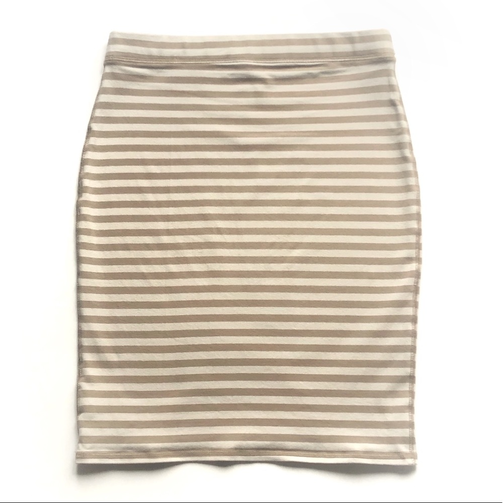 Old Navy stretch pencil skirt